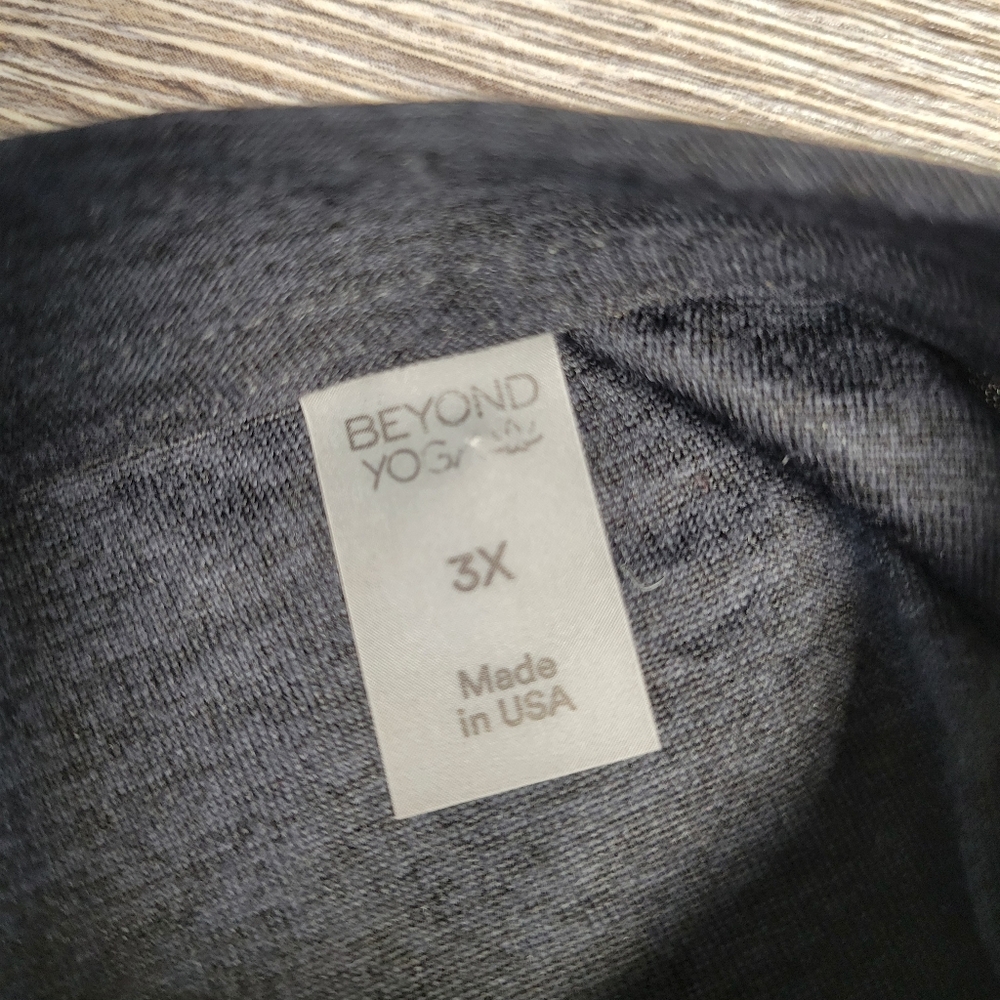 Beyond Yoga NWT Black Heather Muscle Tshirt Size 3X - Picture 3 of 5